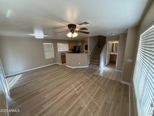Building Photo - 9651 N 81st Dr