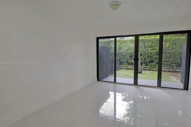 Foto del edificio - 4271 NW 11th St