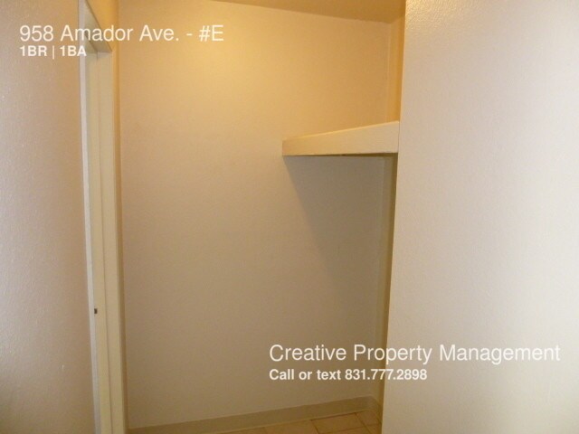 Building Photo - 958 Amador Ave