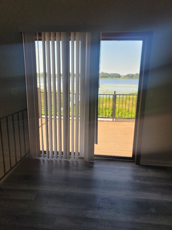 Foto del edificio - 5635 Struthers Ct