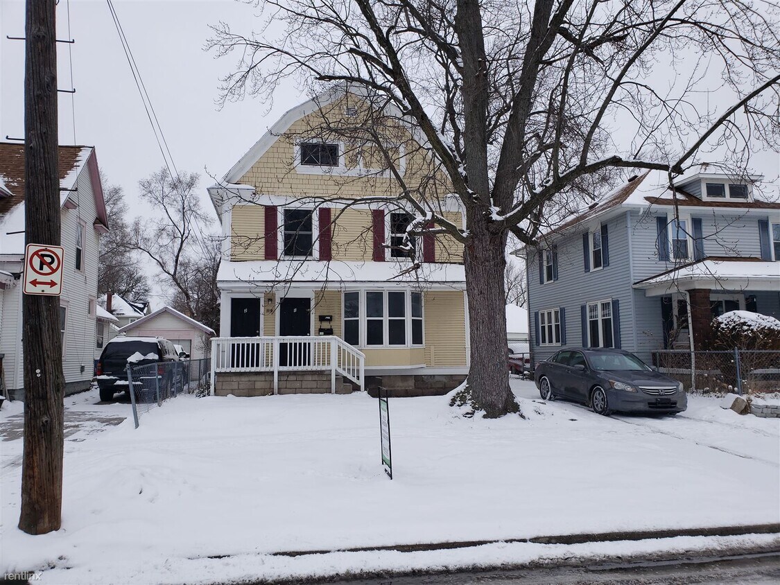 2 br, 1 bath - 119 Sutton St SW Upper unit - 2 br, 1 bath  - 119 Sutton St SW Upper unit