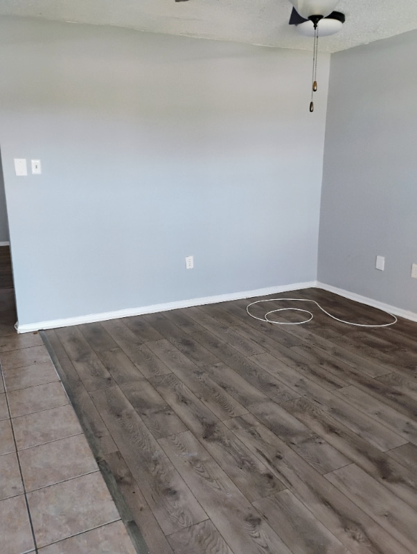 Foto principal - 1120 Sherron Ave