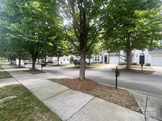 Building Photo - 132 Cypress Landing Dr