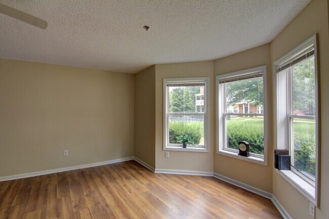 Foto del edificio - 1850 Cedar Shoals Dr