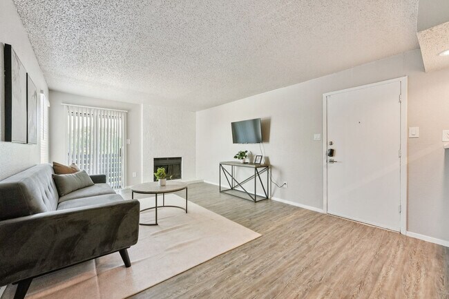Foto del edificio - 2545 Thomason Cir