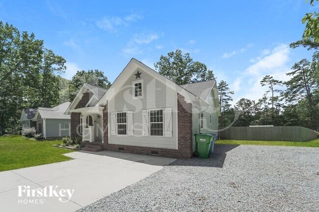 Building Photo - 115 Kings Dr