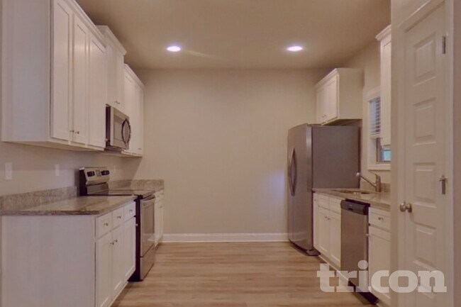 Foto del edificio - 817 Crescent Way