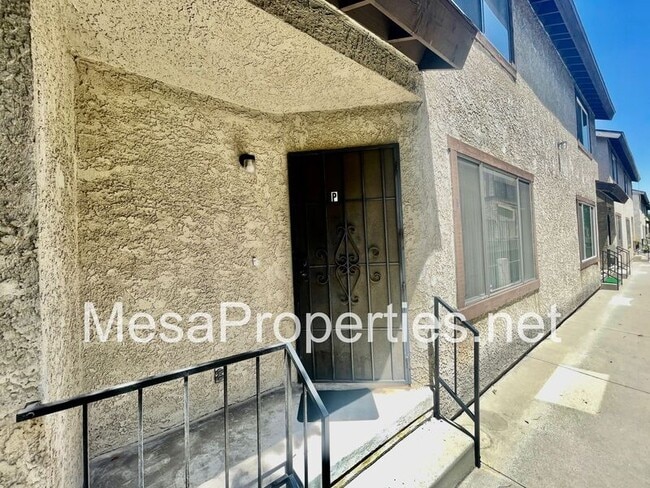 Building Photo - 13444 Tracy St