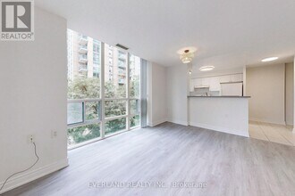 Building Photo - 22 Olive Ave