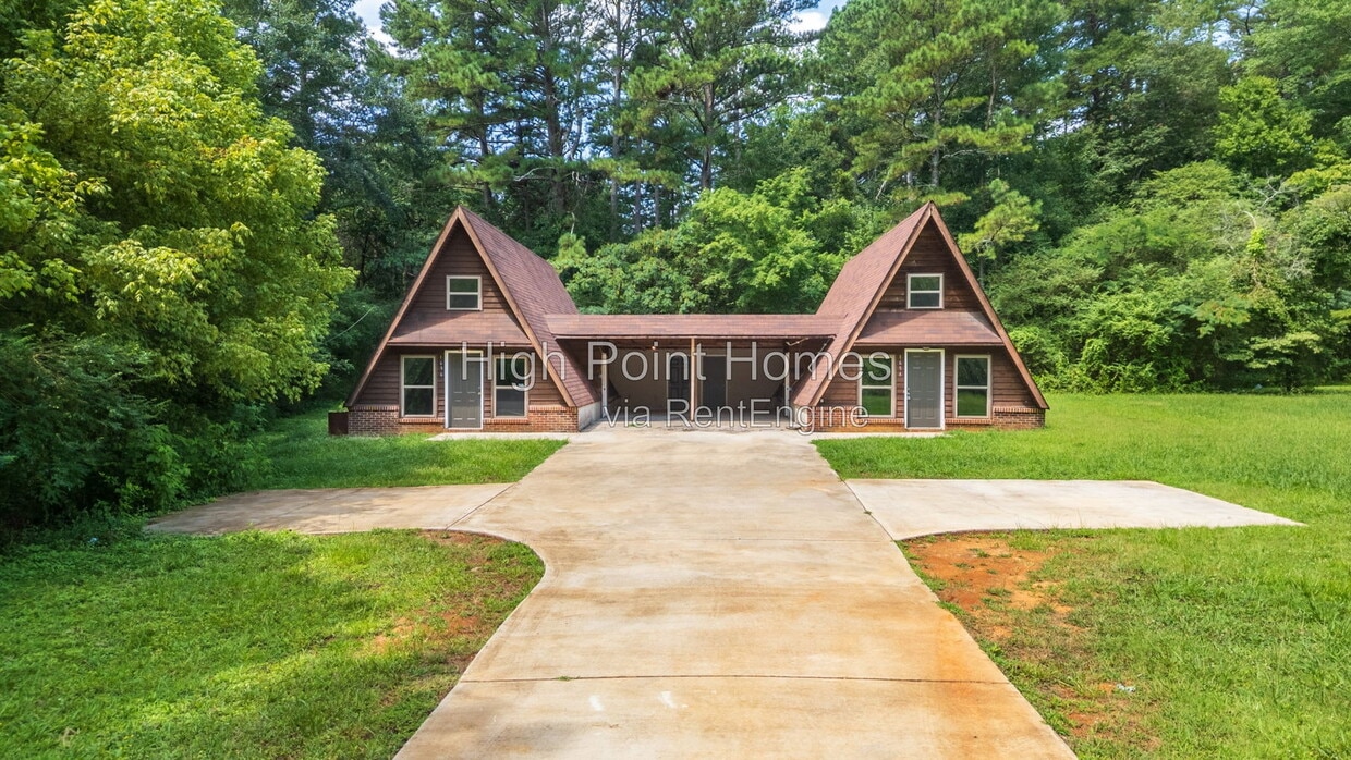 Photo - 1696 Johnson Road
