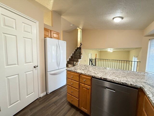 Building Photo - 6075 S 4840 W