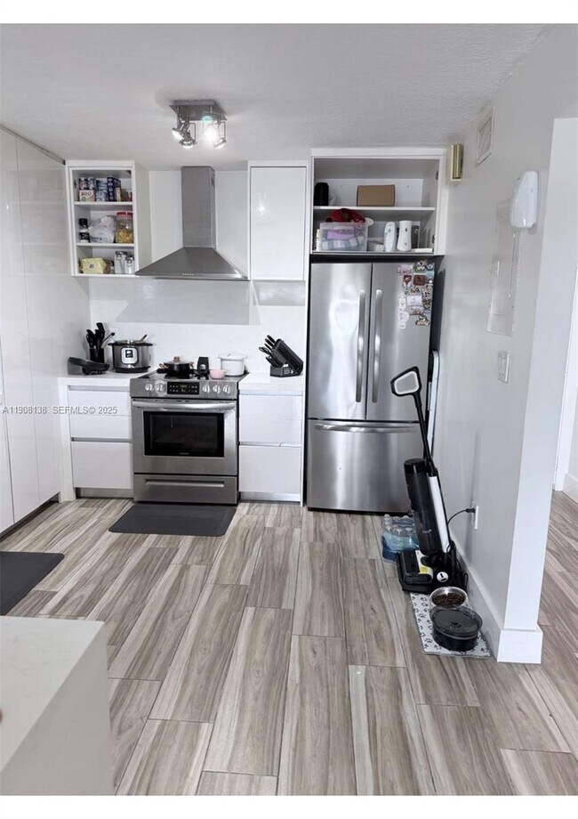 Building Photo - 6780 W 2nd Ct