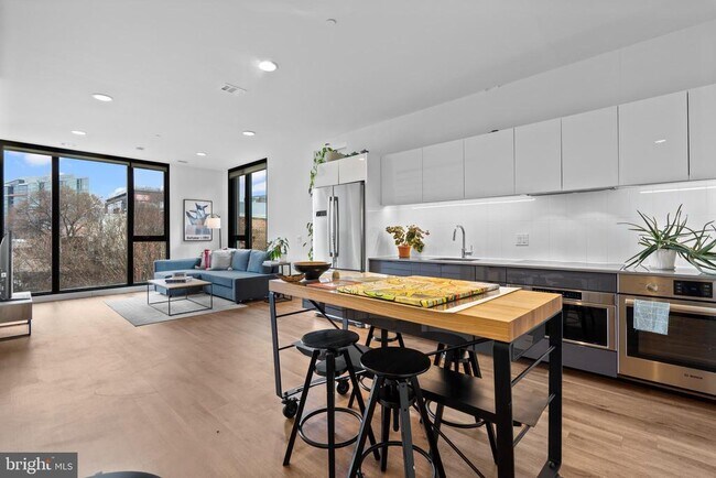 Foto del edificio - 57 N St NW