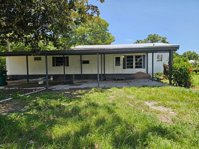 Building Photo - 2925 SE 36th Ave