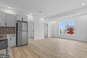 Building Photo - 809 Diamond St