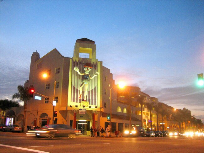 Building Photo - 255 Main St