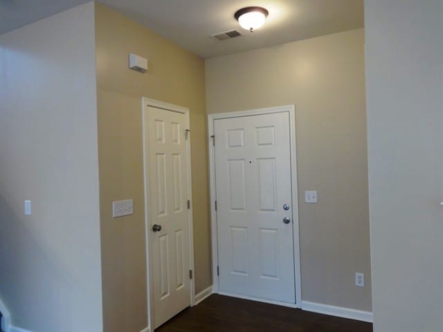 Building Photo - 105 Graduate Ln