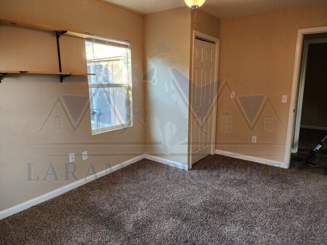 Foto del edificio - 1256 N 6th St