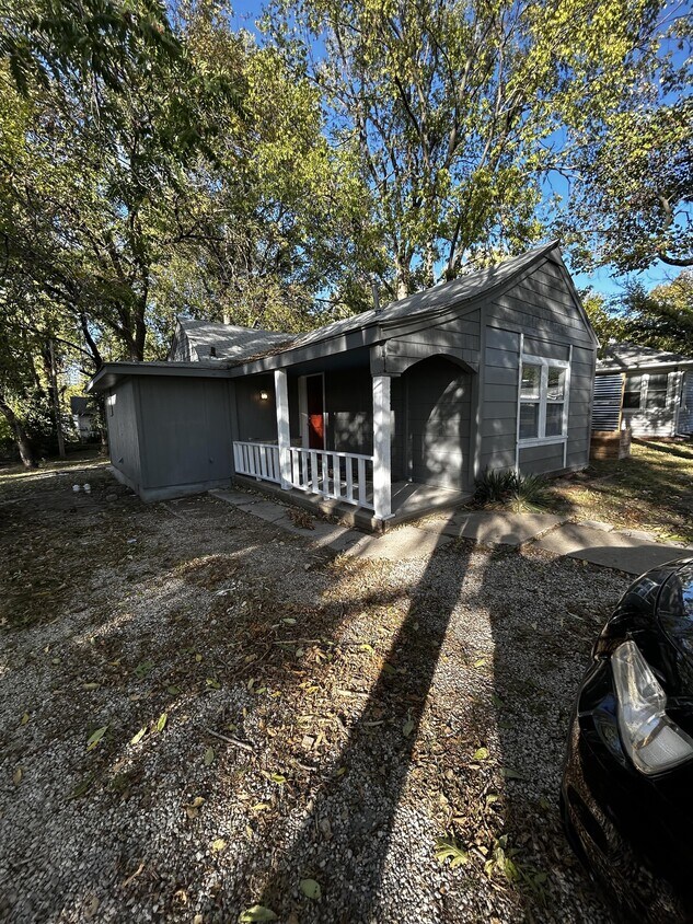 215 Red Jacket St, Ottawa, KS 66067 House Rental in Ottawa, KS