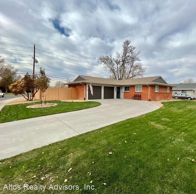 Foto del edificio - 4 br, 2.5 bath House - 1051 S Holly St