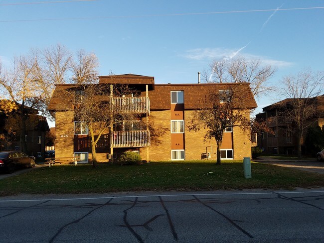 Exterior - 825 53rd Ave