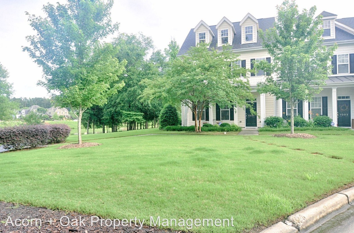 Primary Photo - 3 br, 2.5 bath House - 1001 Christopher Drive