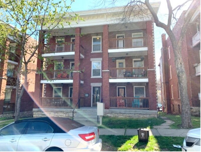 Foto principal - 2543 Cherry St