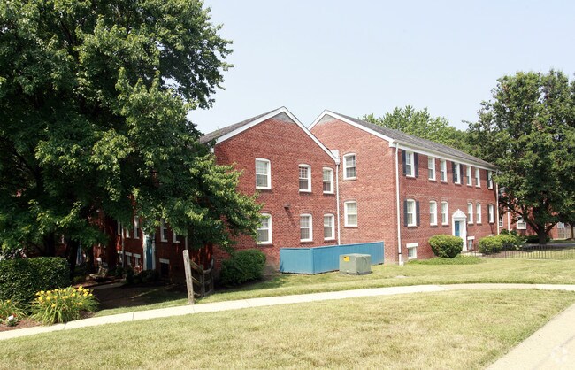 Foto del edificio - Whitefield Commons Apartments
