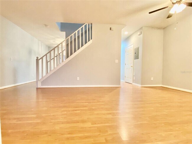 Building Photo - 1231 Charlesworth Dr