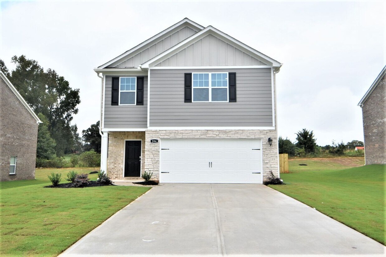 204 Oliver Drive House Rental in Locust Grove, GA