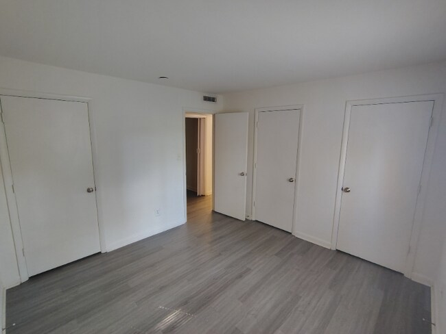 Building Photo - 600 Reusens Rd