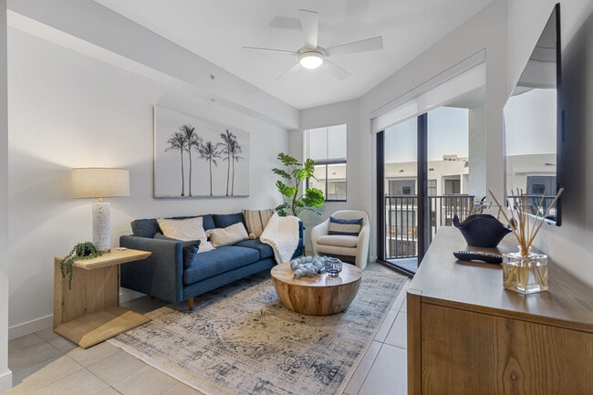 Building Photo - The Grand