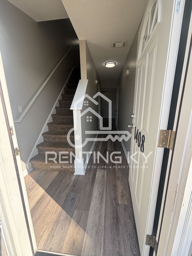 Foto del edificio - Updates Throughout 2-Bed, 1.5-Bath Townhom...