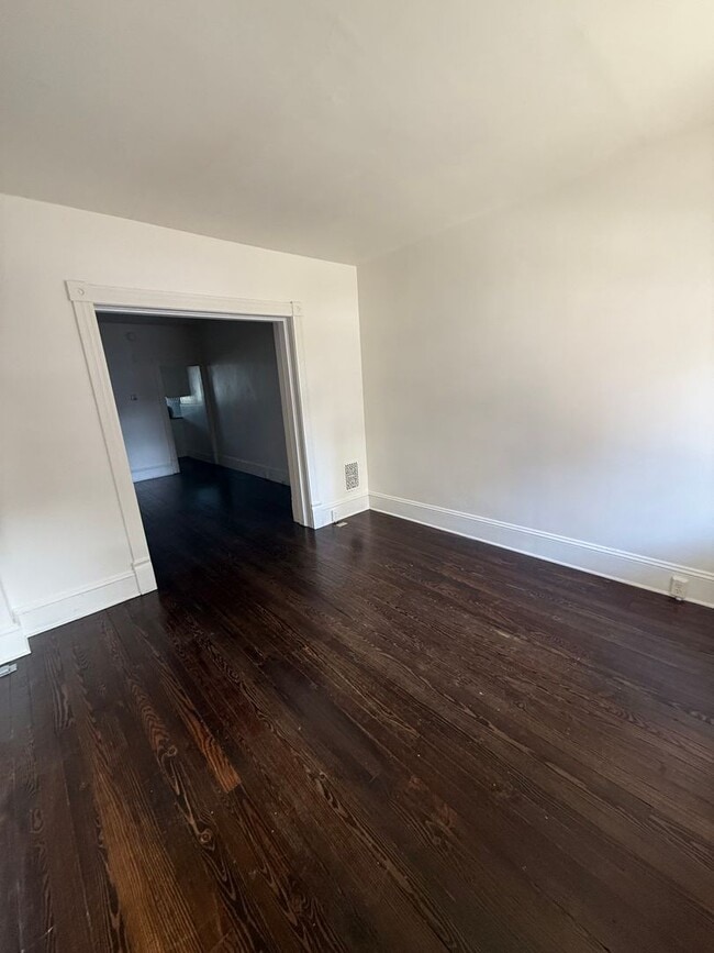 Building Photo - 62-64 Wayside Avenue