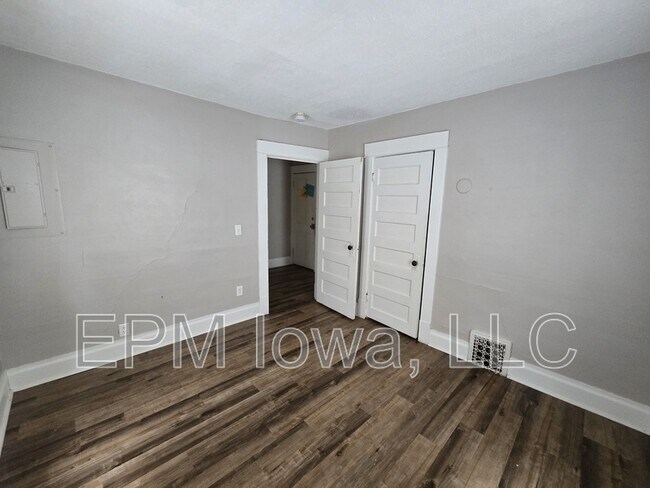 Foto del edificio - 408 1/2 Locust St