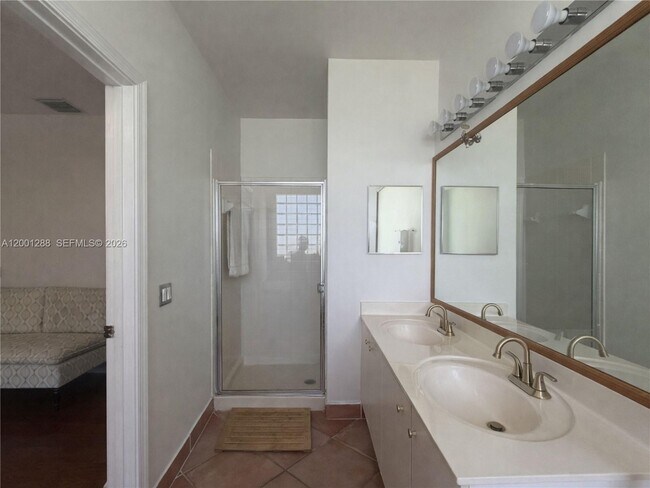 Foto del edificio - 1816 Aspen Ln