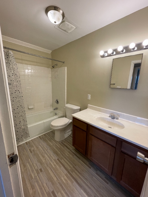 Building Photo - 1804 Marion Manor Dr