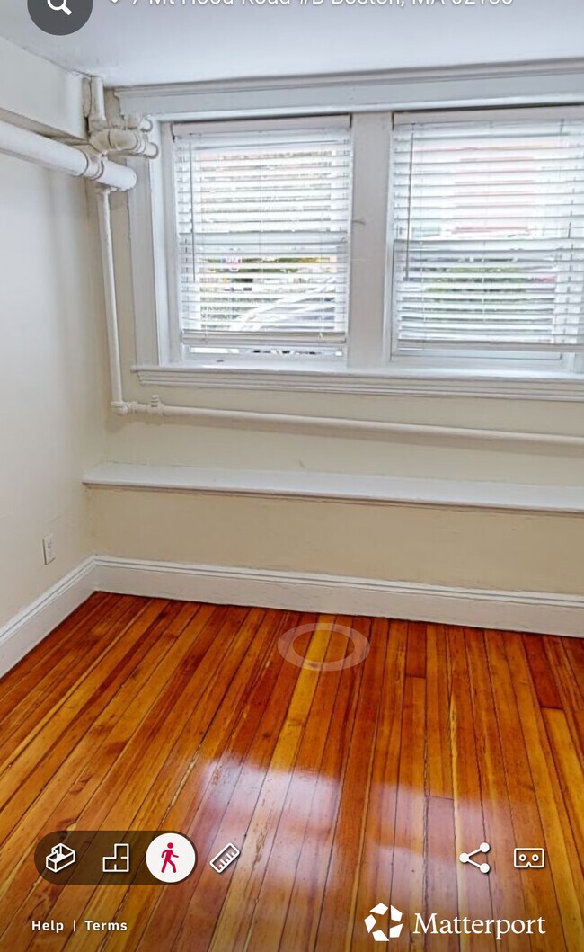 Foto del edificio - 14 Mount Hood Rd