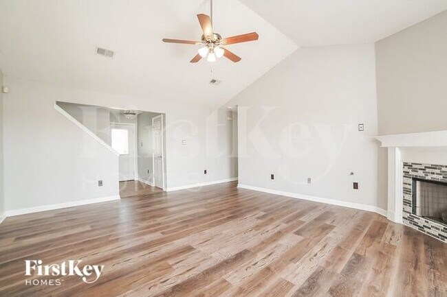 Building Photo - 2589 Baird Dr