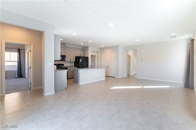 Foto del edificio - 747 N Water St