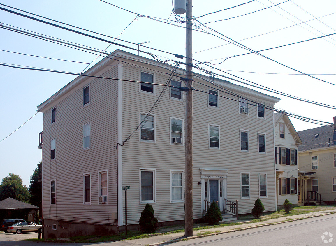 Primary Photo - 182-184 Merrimac St