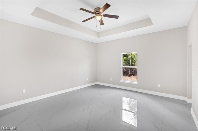 Foto del edificio - 725 Lamar St E