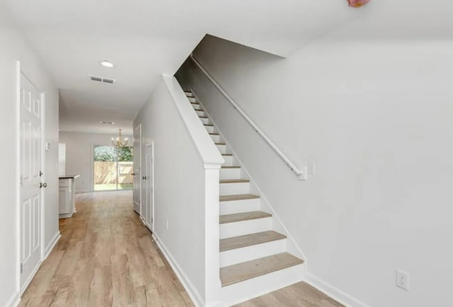 Building Photo - 3585 Drexel St