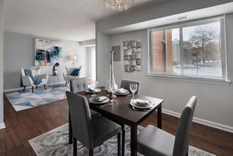 Building Photo - The Glendale Residence