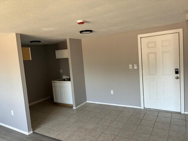 Photo - 13540 Superior Rd Apartment