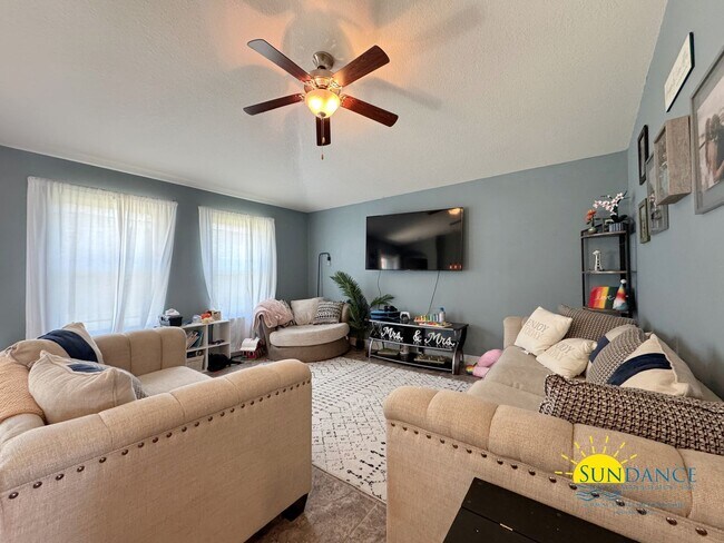 Foto del edificio - Beautiful 3-Bedroom Home in Bon View Commu...