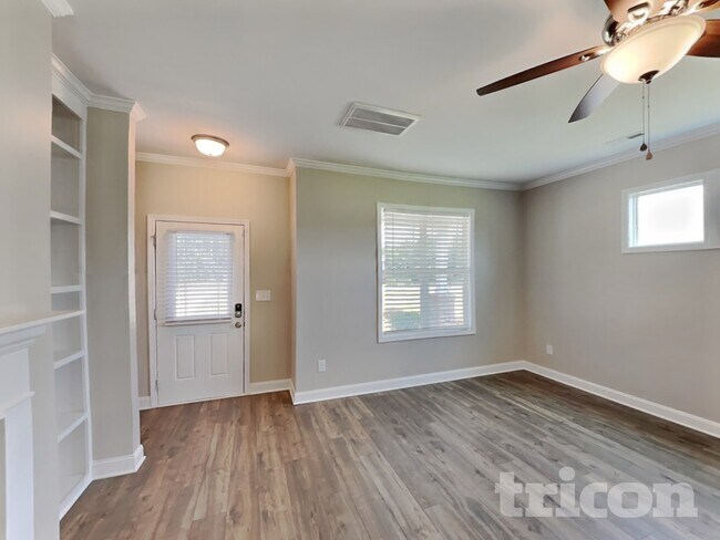 Foto del edificio - 100 E Goodwin Chase Ln