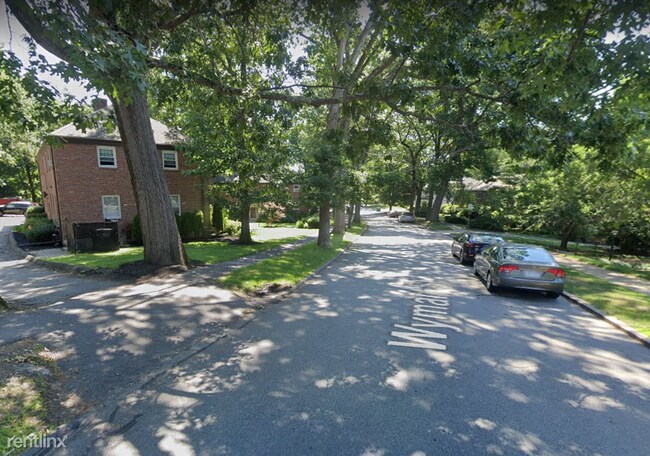 Foto del edificio - 2 br, 1 bath Townhome - 67 Wyman St # 101 1