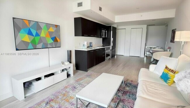 Foto del edificio - 45 SW 9th St