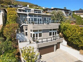 Building Photo - 1560 Sunset Ridge Dr